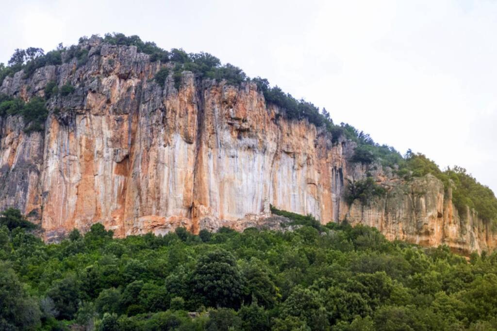 Ferula Romantica Mansarda Tra Fiumi E Montagne Sardegna Seulo ภายนอก รูปภาพ
